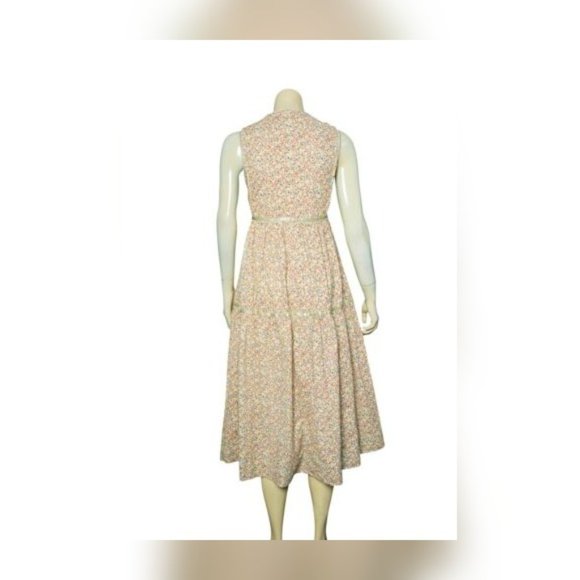 Doen Dress S 4 Women's Casual Sleeveless Floral Printed Smocked Tiered NEW 26031 - Picture 2 of 2